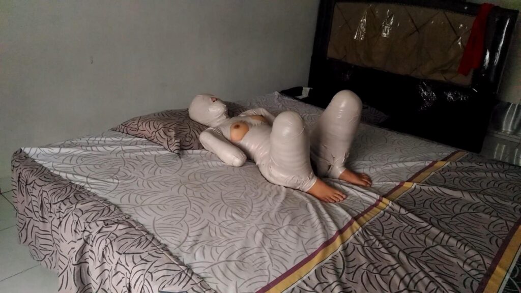 RANDY MUMMIFY